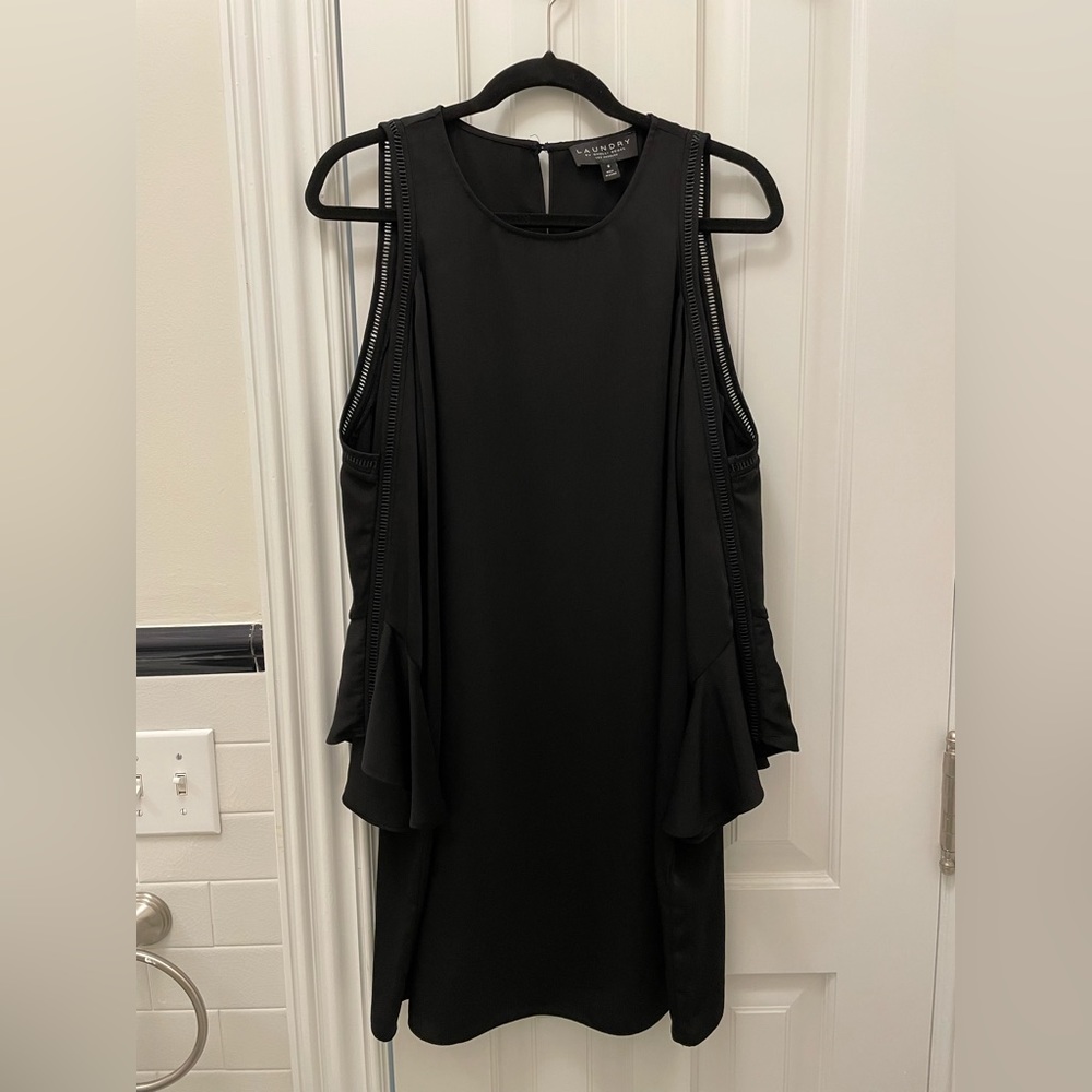 Laundry by Shelli Segal Black Cut-Out Sleeve Dress